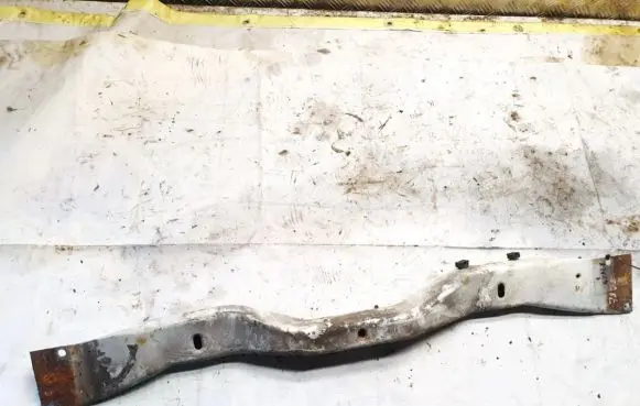 Chrysler Voyager Radiator support slam panel