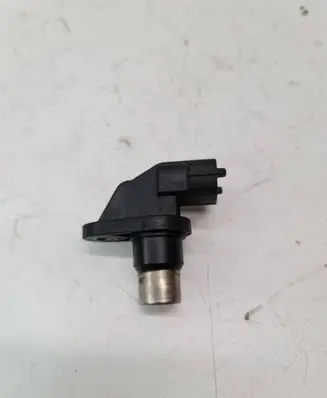Volvo V70 Camshaft position sensor 8631533 N0707110 1G6002