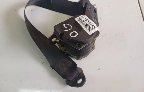 Citroen Xsara Rear seatbelt 8246019
