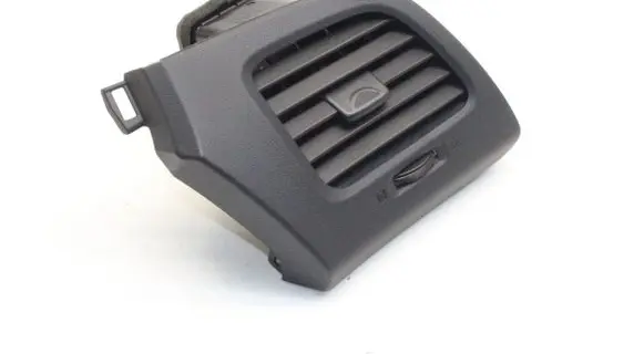 Nissan Leaf I (ZE0) Dashboard air vent grill cover trim 687613NM0A