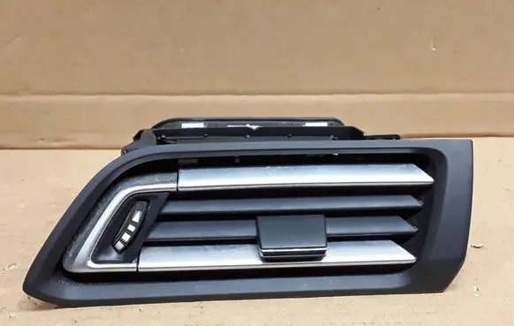Peugeot 308 Dashboard side air vent grill/cover trim 96778766