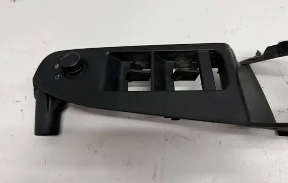 Audi A4 S4 B8 8K Front door window switch trim 8K1867171D