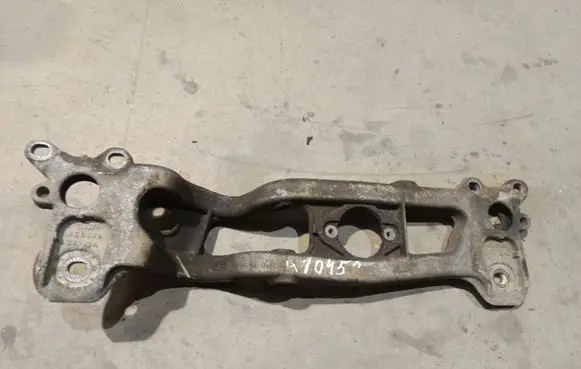 Audi A4 S4 B6 8E 8H Front subframe