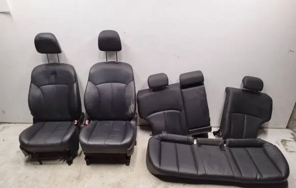 Subaru Outback Seat set 