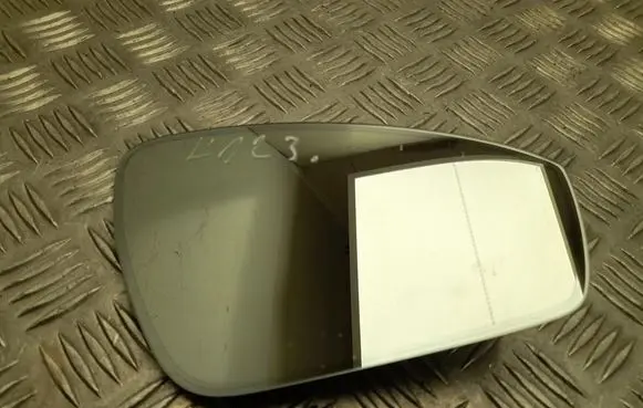 Audi Q4 e-tron Wing mirror glass 85H857536B