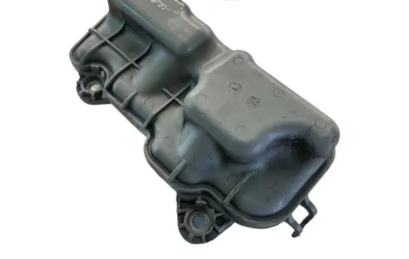 Vacuum air tank
