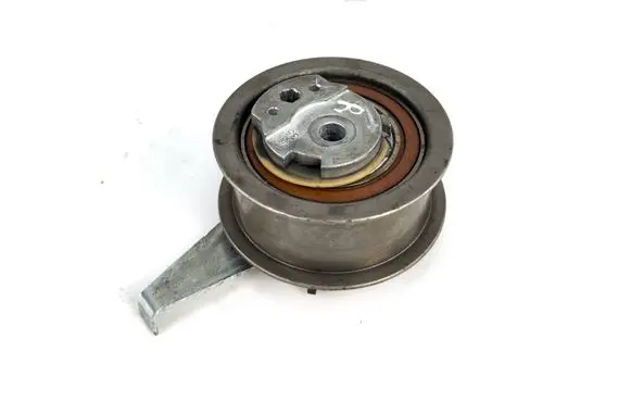 Volkswagen Tiguan Generator/alternator belt tensioner 04L109243H