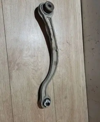 Peugeot 407 Rear control arm 443894