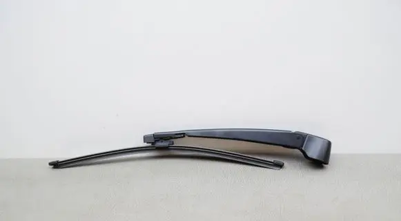 Mercedes-Benz GLC X253 C253 Rear wiper blade A156820004