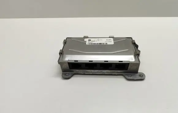 BMW 5 F10 F11 Steering rack control module 6796393 32436796393 3243679639301