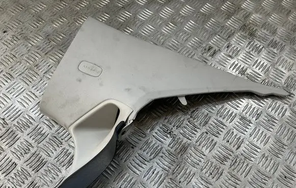 Mercedes-Benz E W213 (D)pillar trim (top) A2136901025