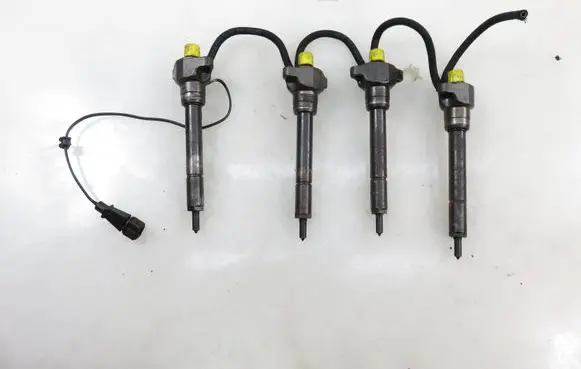 BMW 3 E46 Fuel injectors set 0432191528 0432191527