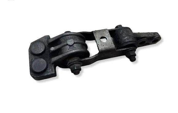 Volvo S60 Engine mount bracket 30680750