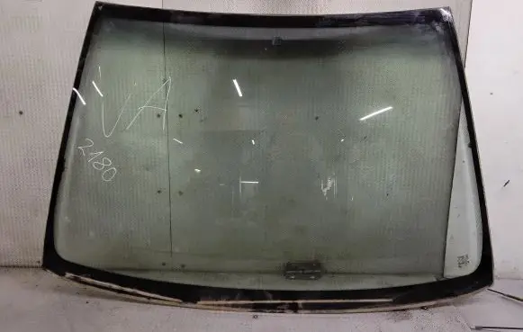 Toyota Corolla E120 E130 Front windscreen/windshield window 