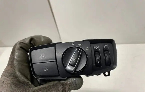 BMW 1 F20 F21 Light switch 9265304
