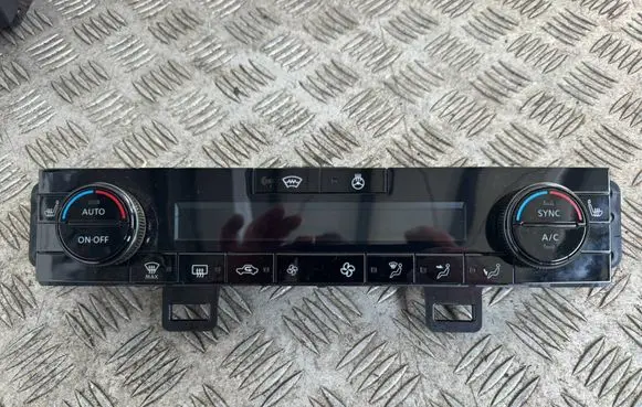 Nissan Qashqai J12 Climate control unit 275006UM6C