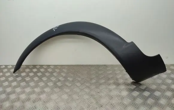 Volvo XC70 Fender trim (molding) 30678043