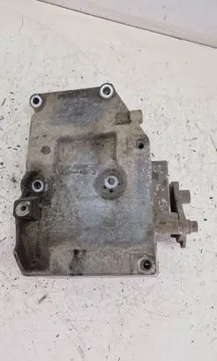 Volkswagen PASSAT B5 A/C compressor mount bracket 038260885B