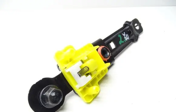 KIA Pro Cee'd I Seat belt adjustment rail 