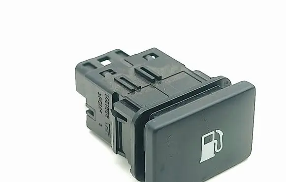 Toyota Prius (XW50) Fuel tank opening switch M61693