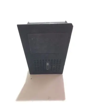 BMW 7 E65 E66 Ashtray (rear) 70116121 22167210