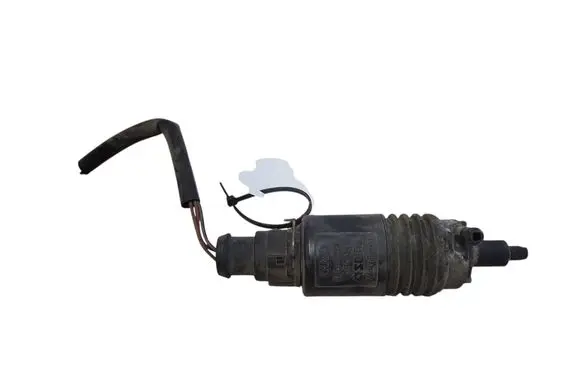 Audi A4 S4 B5 8D Windscreen/windshield washer pump 4A0955651