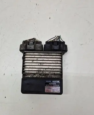 Toyota Corolla Verso AR10 Fuel injection control unit/module 8987120050 1310001261