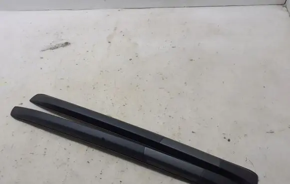 Dacia Spring Roof bar rail