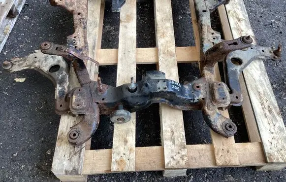 Opel Zafira B Front subframe