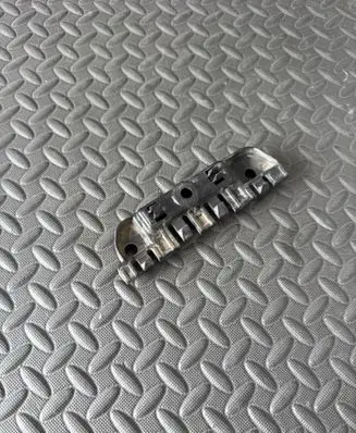 Audi A7 S7 4G Fender mounting bracket 4G8853921A