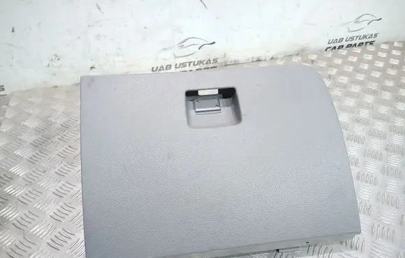 Suzuki SX4 Glove box set 7341179J0