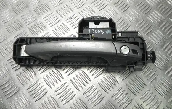 Mercedes-Benz CLS C218 X218 Front door exterior handle A2047602234 T3005