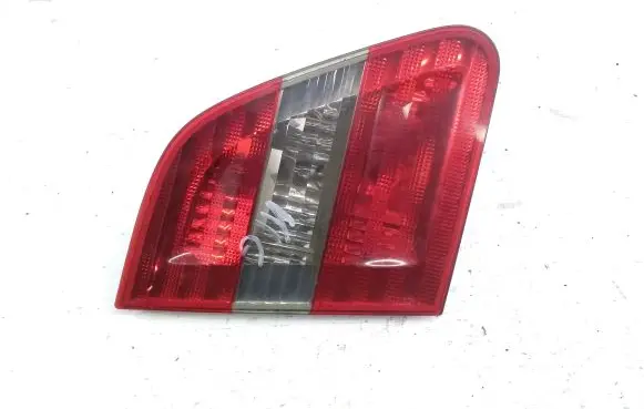 Mercedes-Benz B W245 Tailgate rear/tail lights A1698201564