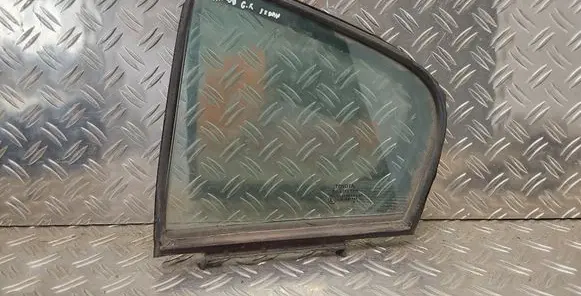 Rear vent window glass