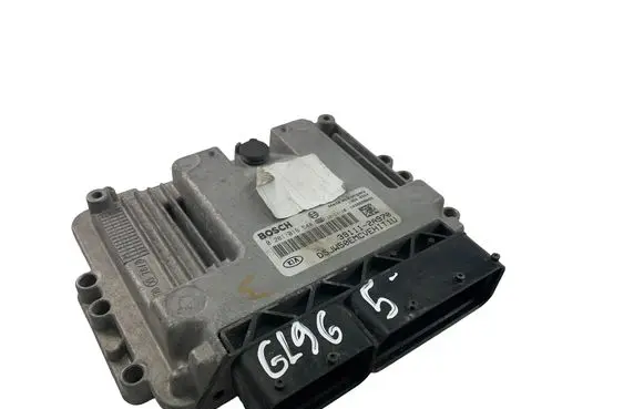 KIA Ceed Engine control unit/module ECU 391112A970 0281019544