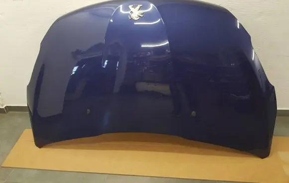Peugeot 208 I Engine bonnet/hood 