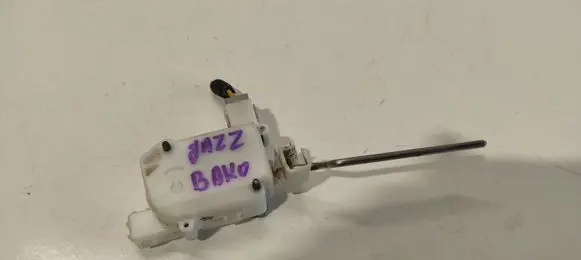 Fuel tank cap lock motor