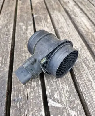 Volkswagen Golf IV Mass air flow meter 06A906461A 0280218002
