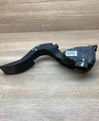 Audi A4 S4 B6 8E 8H Accelerator throttle pedal 8E1721523 6PV008376