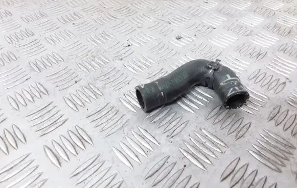 Volkswagen Touareg I Engine coolant pipe/hose 7L0819329A