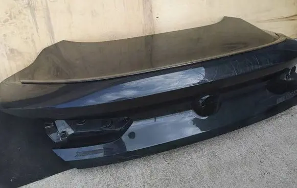 BMW 8 G15 Truck tailgate 