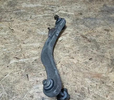 Mercedes-Benz C W204 Rear control arm 20407F13