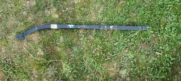Renault Trafic III (X82) Sliding door bottom rail 777903903R