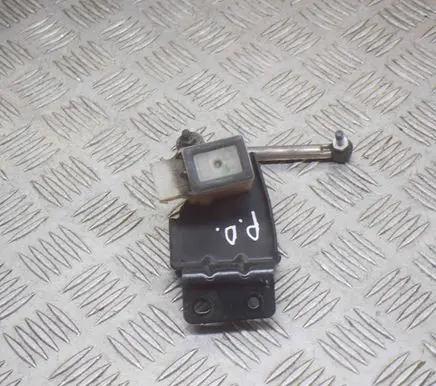 Maserati Quattroporte Air suspension front height level sensor 89077263