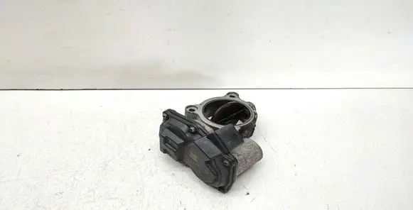 BMW 1 F20 F21 Throttle valve 7810752 13547810752
