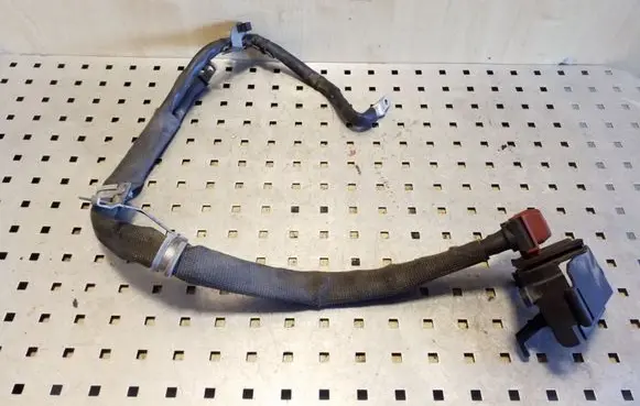 Positive cable (battery)