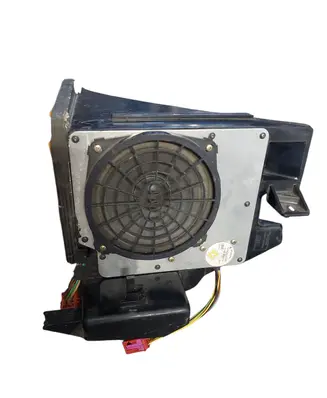Audi A3 S3 8L Subwoofer speaker 8L0035381D