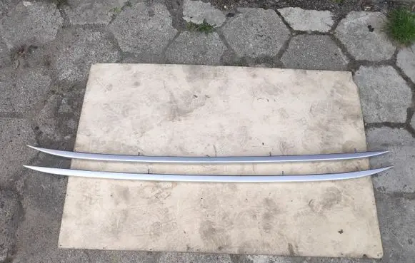Roof bar rail