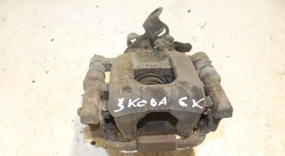 Skoda Octavia Mk2 (1Z) Rear brake caliper