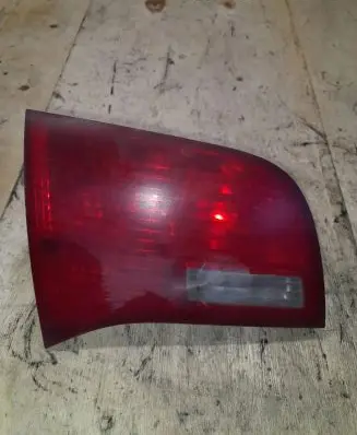 Audi A6 S6 C6 4F Tailgate rear/tail lights 4F9945093 89033744